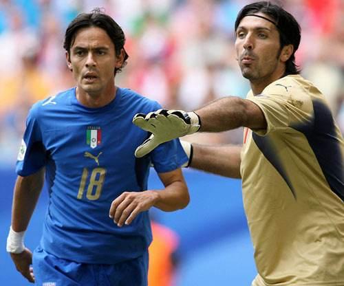 格林自己也 格林自己也