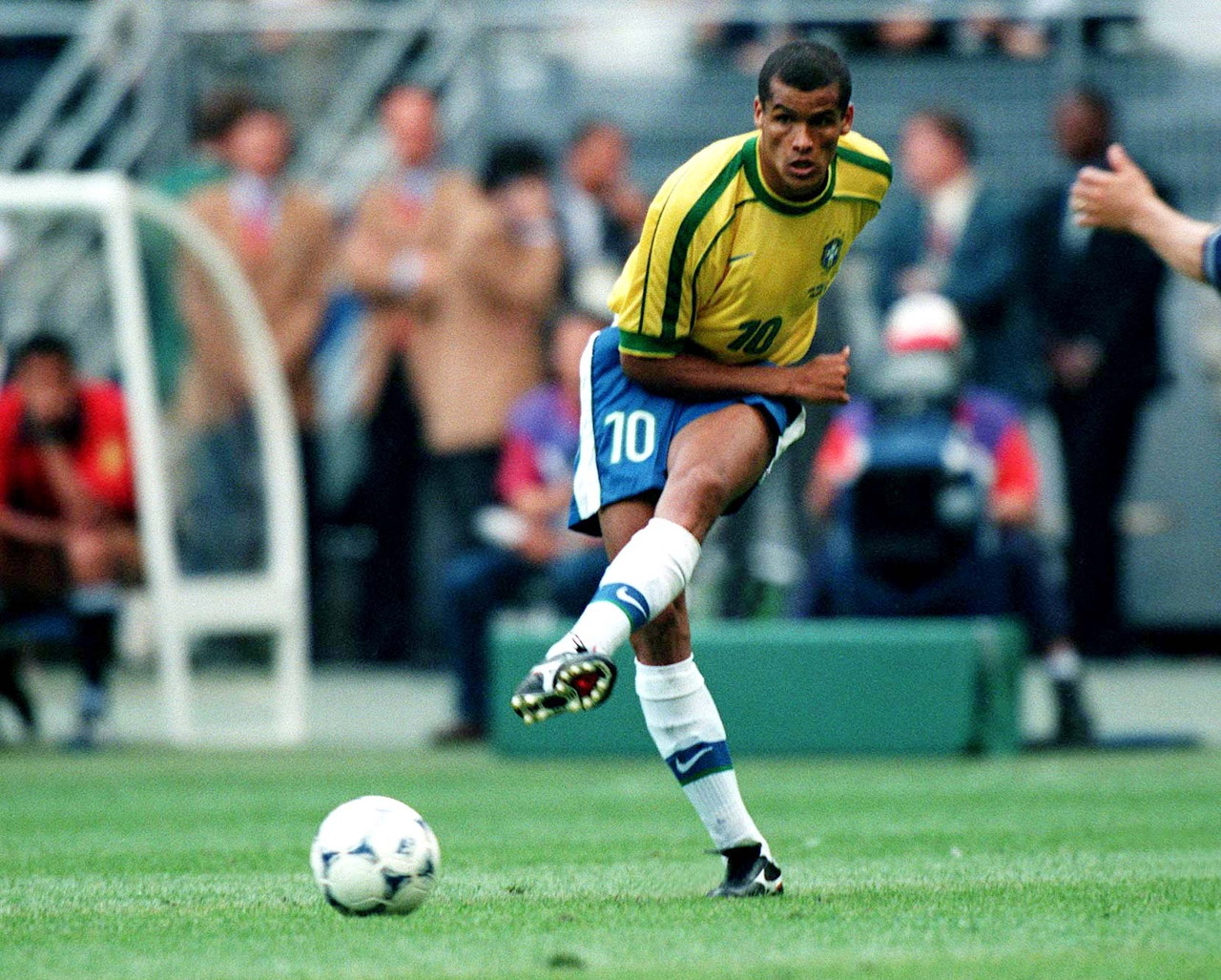 防守错位中 防守错位中