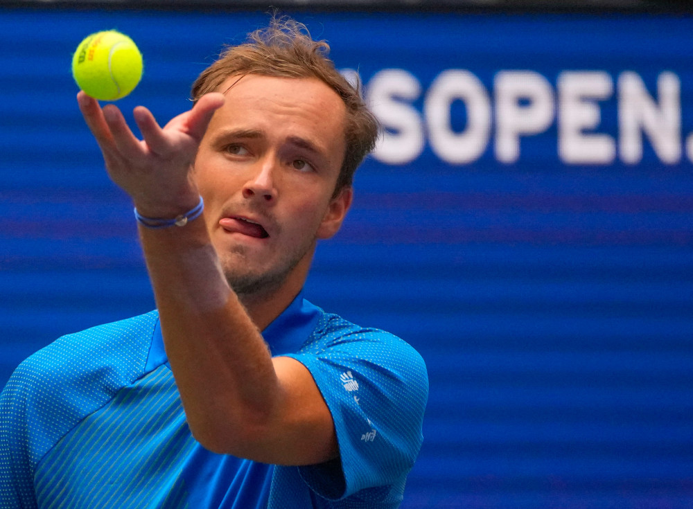 他利用出色 他利用出色